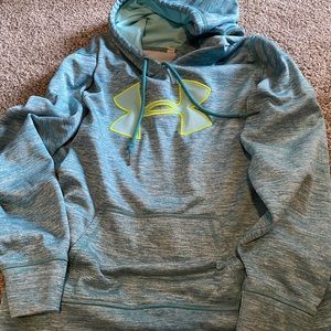 Under Armour Sweatshirt